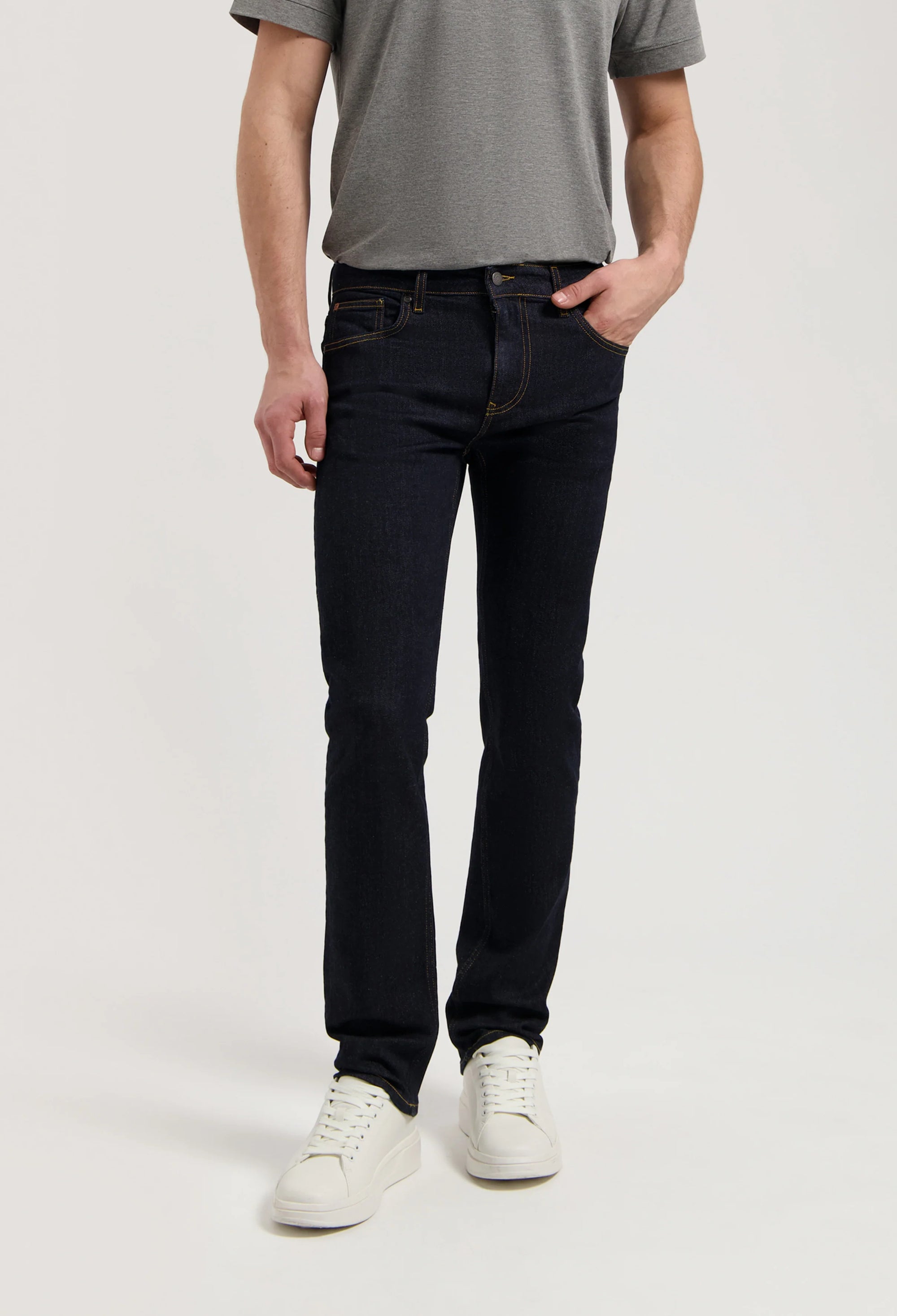 Bryce Mid Straight Made Of Recycled And Organic Cotton Mix