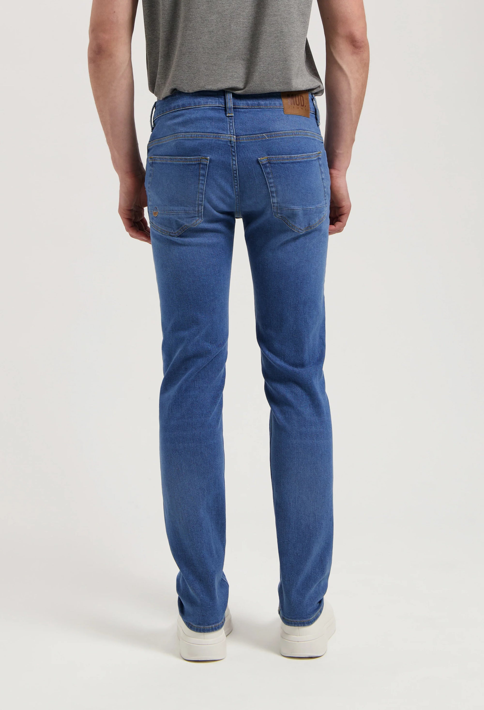 Dunn Low Tapered Made Of Recycled And Organic Cotton Mix