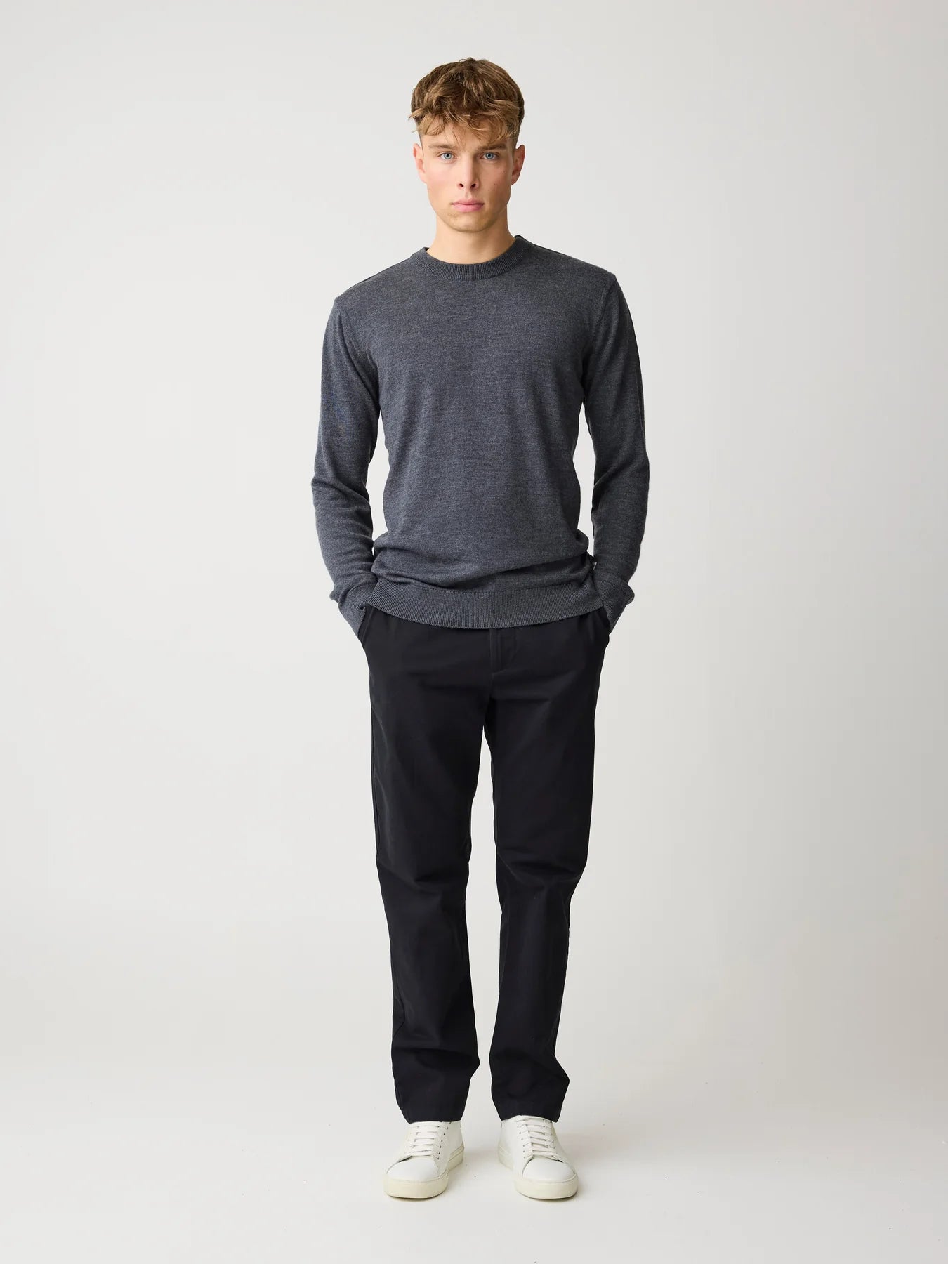 Regular Knit Crew Neck Made Of Merino Wool