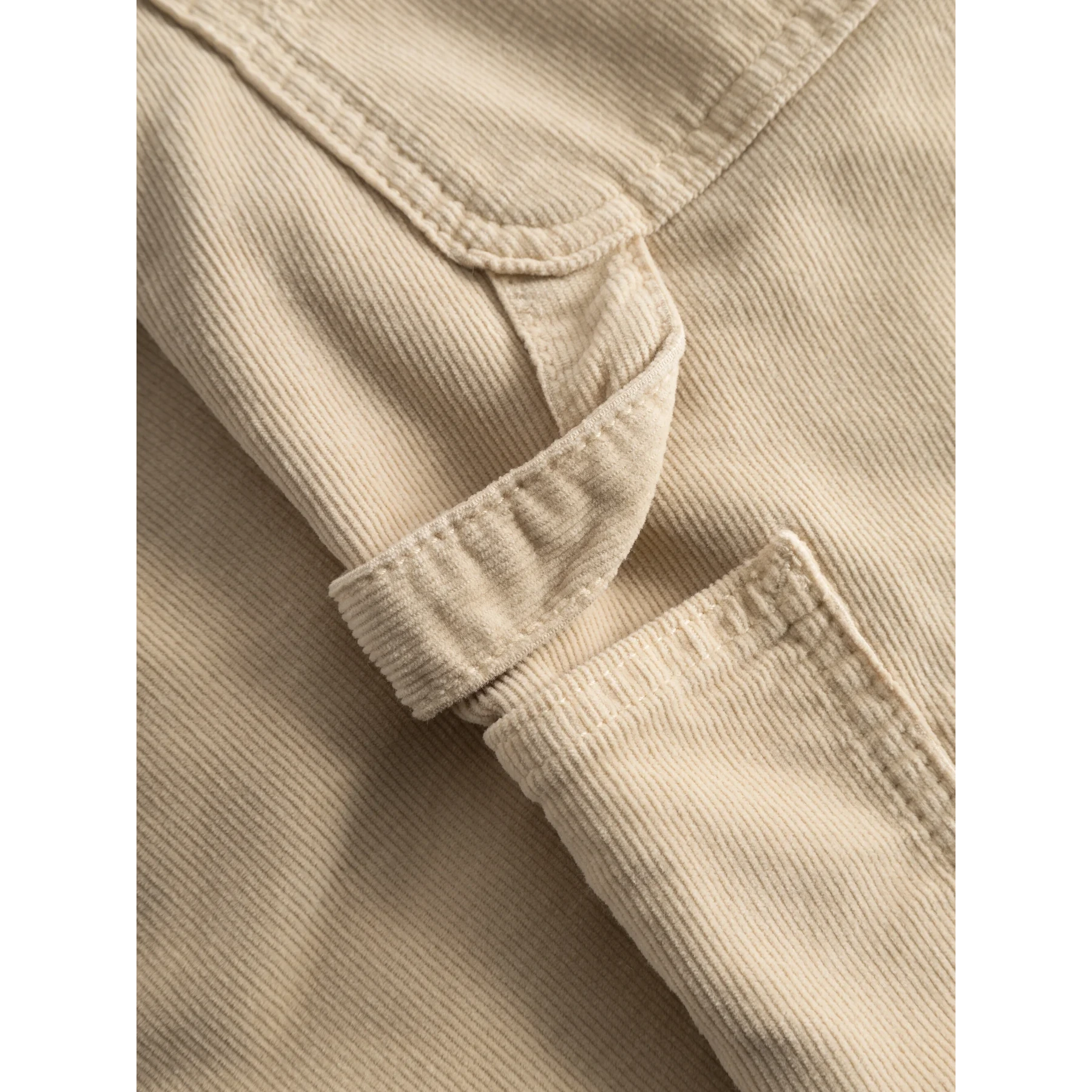 Knowledge Cotton Apparel Wide Fit Corduroy Shorts