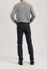 Medium black