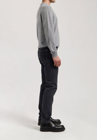 Medium black