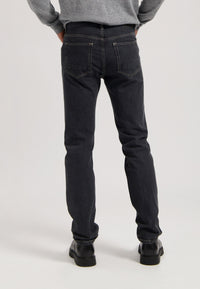 Medium black